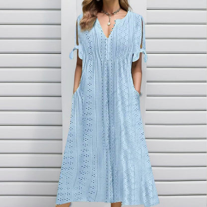 🌸💐Elegantes Kleid mit V-Ausschnitt und Hohlkehle für Frauen🚀Kaufen Sie 2 und erhalten Sie kostenlosen Versand🚀
