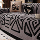 🛋️ 50% RABATT 2025! ✨ Plüsch Sofaüberwurf - Extra Dicke & Rutschfeste Decke mit Elastischen Kanten für Herbst und Winter 🍂❄️